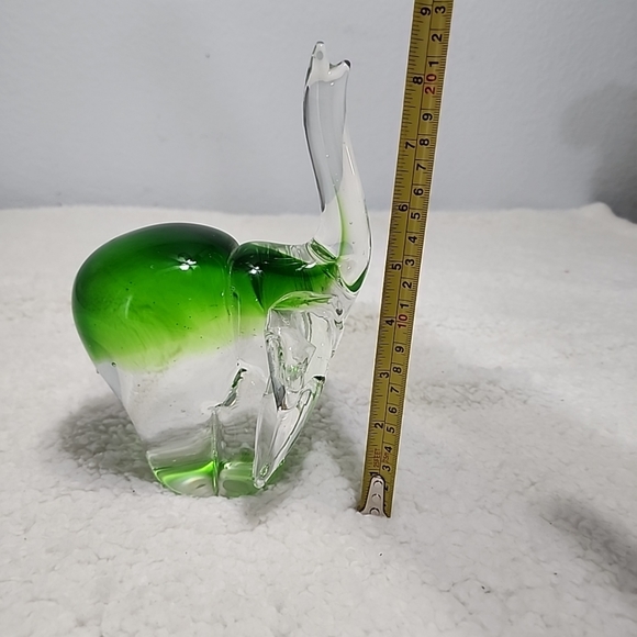 Vintage Green Art Glass Elephant Figurine - Trunk Up heavy 4.0 Lb - Picture 4 of 8